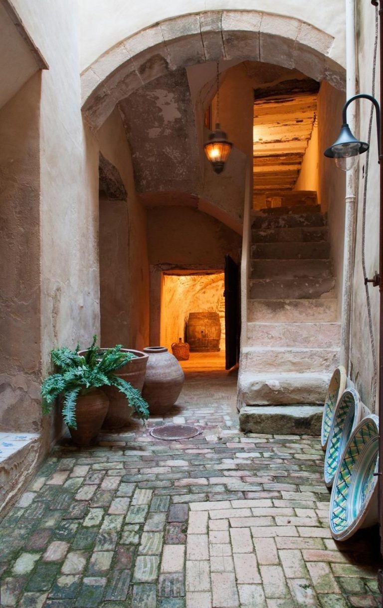 Historic Landmark for Boutique Hotel Investment