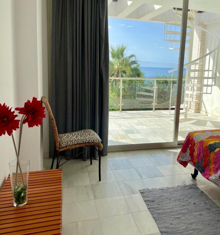 Private Residential Complex with Panoramic Sea Views